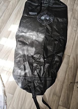 Чохол для одягу canada goose