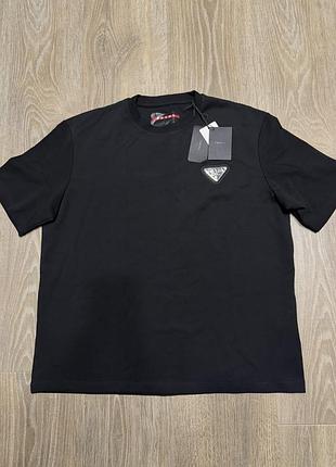 Футболка prada