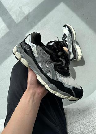 Кросівки жіночі asics gel-nyc beige/black/brown