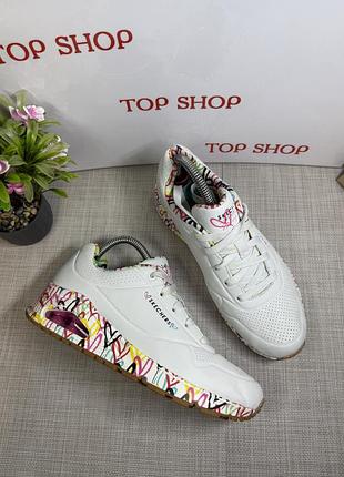 Оригінальні кросівки skechers