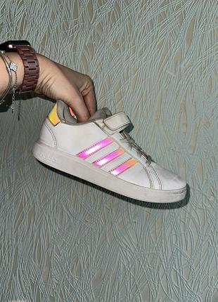 Кроссовки adidas