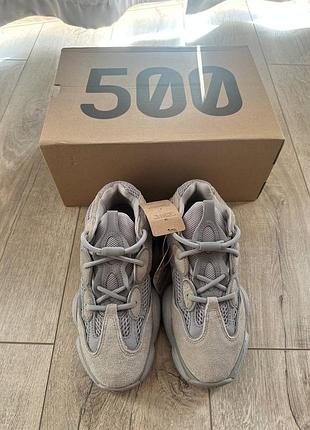 Круті кросівки adidas yeezy 500 нові