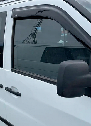 Ветровики на окна (2 шт, hic) для mercedes vito w638 1996-2003 гг