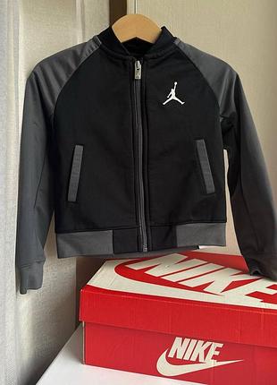 Бомбер air jordan 🩶