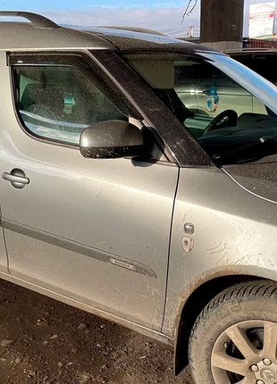 Ветровики на окна (4 шт, hic) для skoda roomster 2006-2015 гг