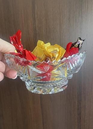 Конфетница хрустальная