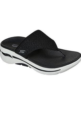 Шлепанцы вьетнамки skechers go walk arch fit