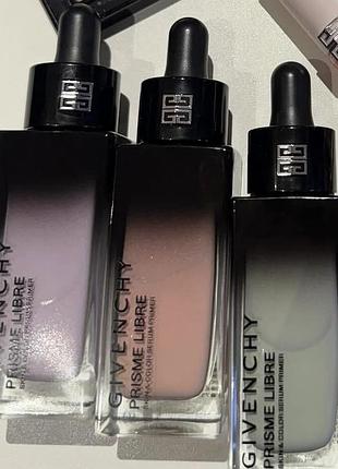Сироватку-праймер для обличчя givenchy