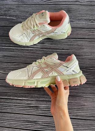 Кроссовки asics с нюансом