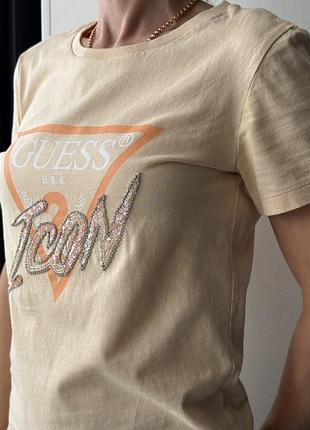 Оригінальна футболка guess