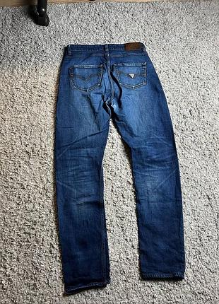 Джинсы guess   состояние идеальное  замеры  длина-109 полупояс-40 ляшка-29  цена-300грн