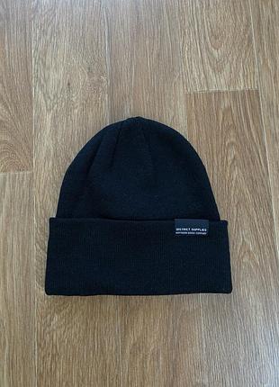 Чорна зимова шапка  h&m