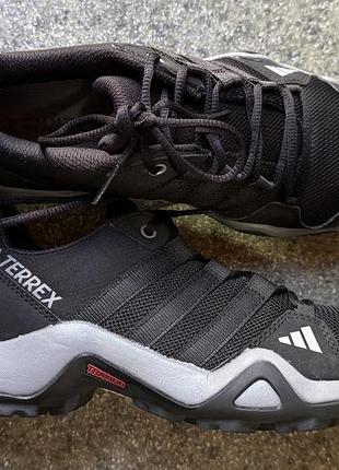 Кросівкі adidas terrex 37 розмір.