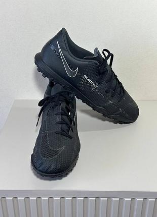 Сороконіжки nike. стан нових  •розмір 40,5(пише на бірці 25,5, за власними замірами 25 см)