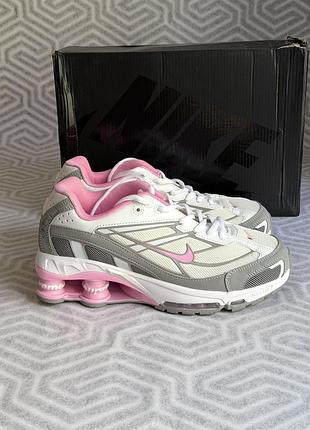 Кроссовки nike розовые с серым