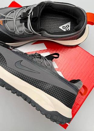 Nike acg mountain fly low gtx grey black beige