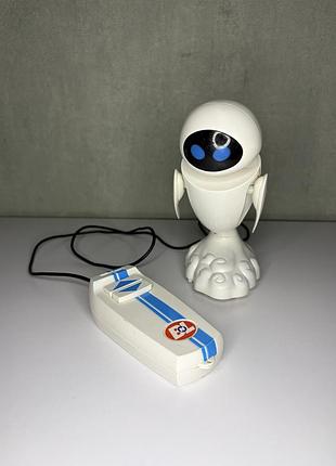 Інтерактивна іграшка на пульті єва wall-e thinkway toys / дісней