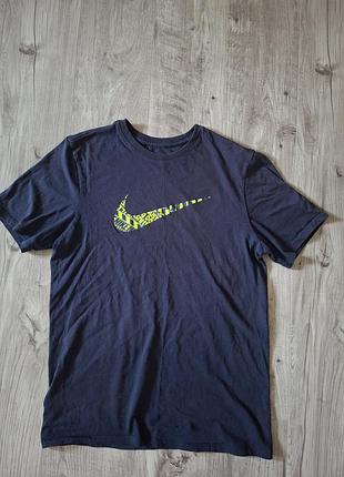 Футболка nike розмір м