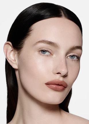 Victoria beckham lip definer прецизионный карандаш для губ precision lip pencil
