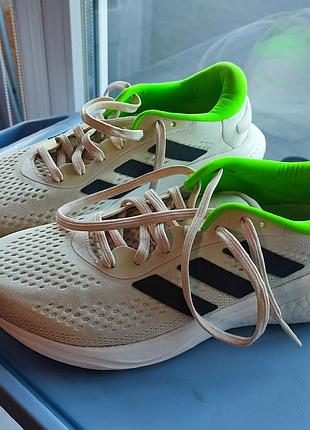 Кросівки  жіночі adidas.розмір 39