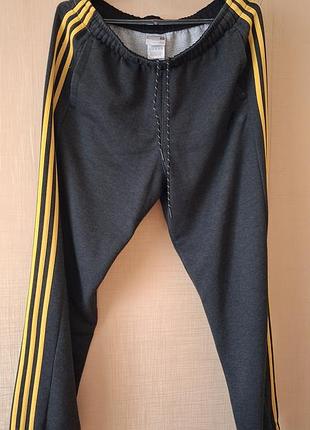 Штани adidas