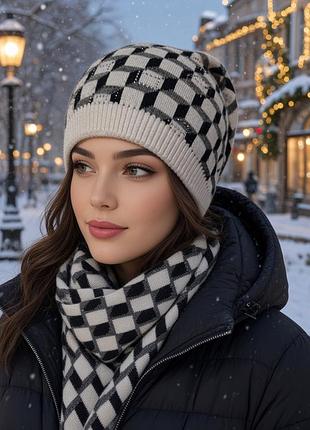 Шапка с шарфом на женщину из кашемира, на осень и зиму.