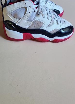 Кроссовки jordan 3