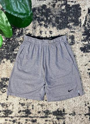 Шорти nike
