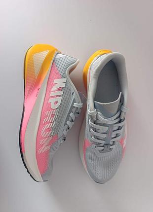 Кроссовки беговые для бега kiprun