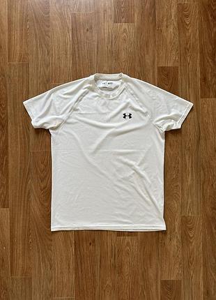 Футболка under armour