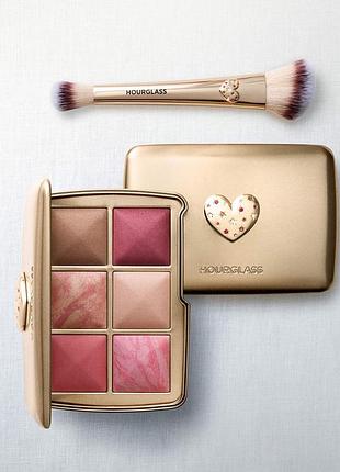 Палетка hourglass 2026 новинка