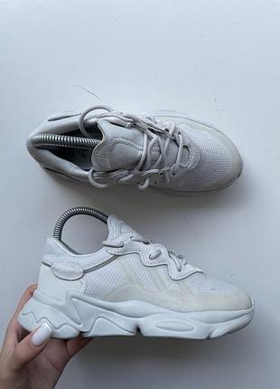 Кросівки adidas ozweego