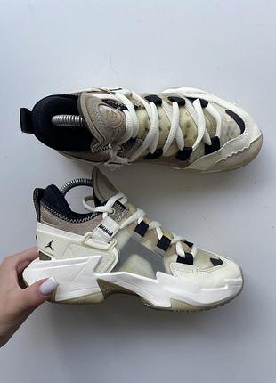 Баскетбольні кросівки jordan why not. 5