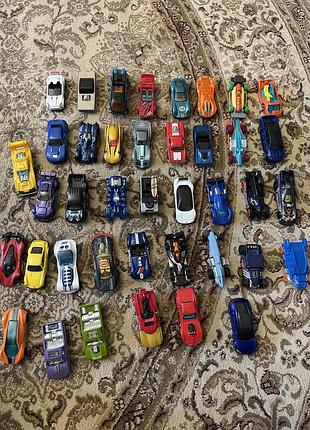 Машинки hot wheels