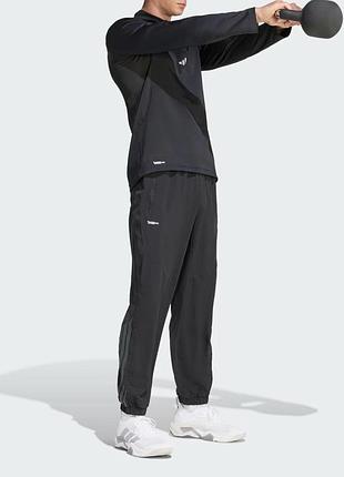 Спортивні штани adidas