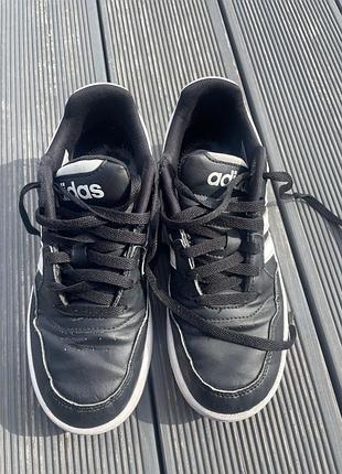 Кросівки adidas 36розмір