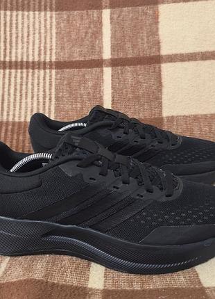 Чоловічі кросівки adidas