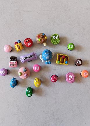 Джибітси прикраси для взуття jibbitz by crocs m&m's