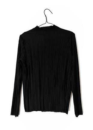 Чорний лонгслив блуза пліссерована zara