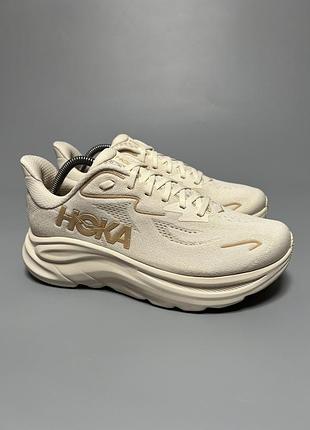 Кросівки на широку стопу для комфортної ходьби бігу тренувань hoka one one clifton 10 wide оригінал 1162050 vch