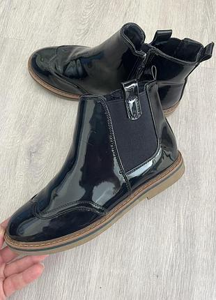 Женские лаковые челси zara р. 36