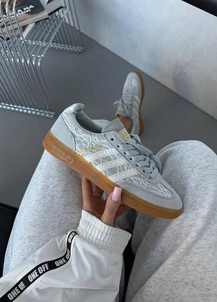 Кроссовки легкие удобные женские adidas spezial