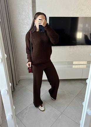 Жіночий светр оверсайз