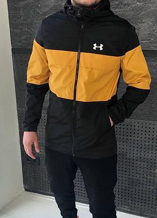 Чоловіча вітровка under armour