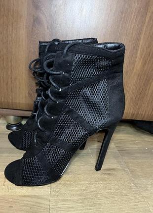 Туфлі для танців high heels