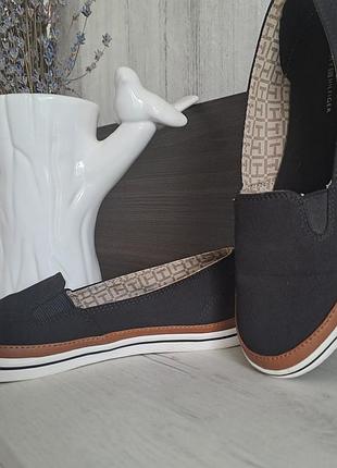 Сліпони tommy hilfiger оригінал 24,5 см