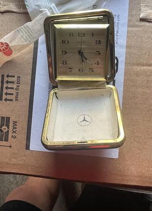 Продам вінтажний складаний годинник mercedes-benz в оригінальному корпусі.