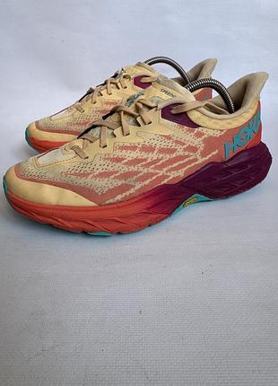 Кросівки hoka
