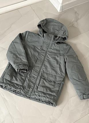 Демесизоннп куртка h&m.