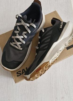 Треккинговые кроссовки salomon